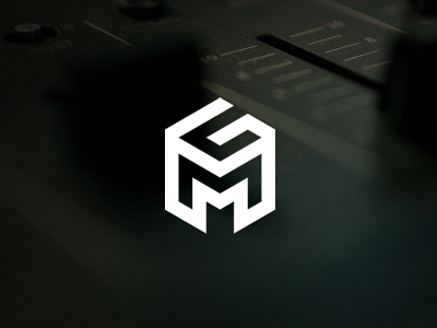 GM