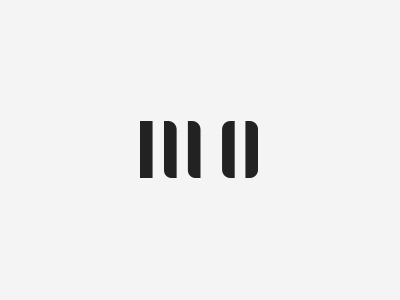 M O